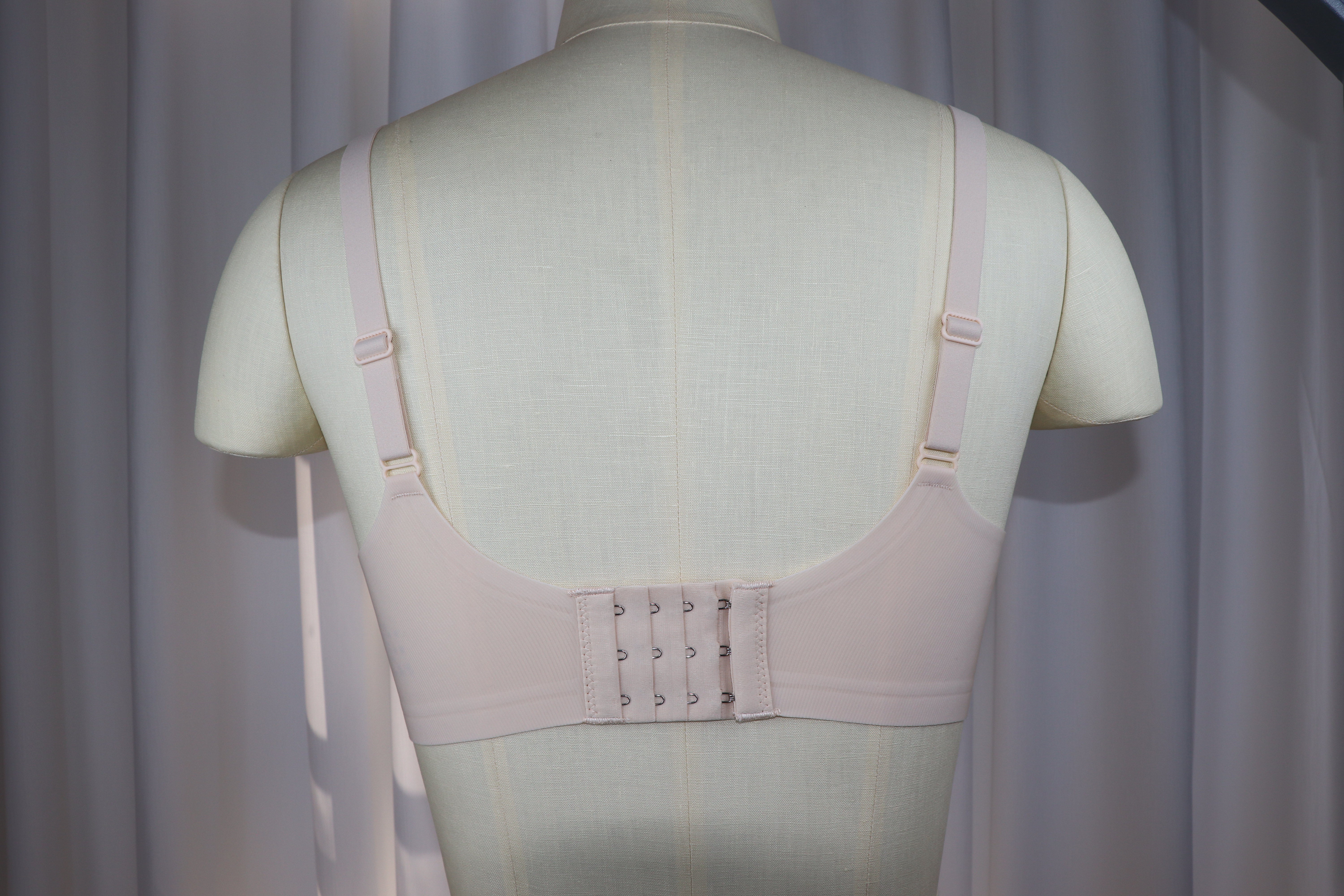 Seamless Bonding Bra with Adjustable Straps for Perfect Fit