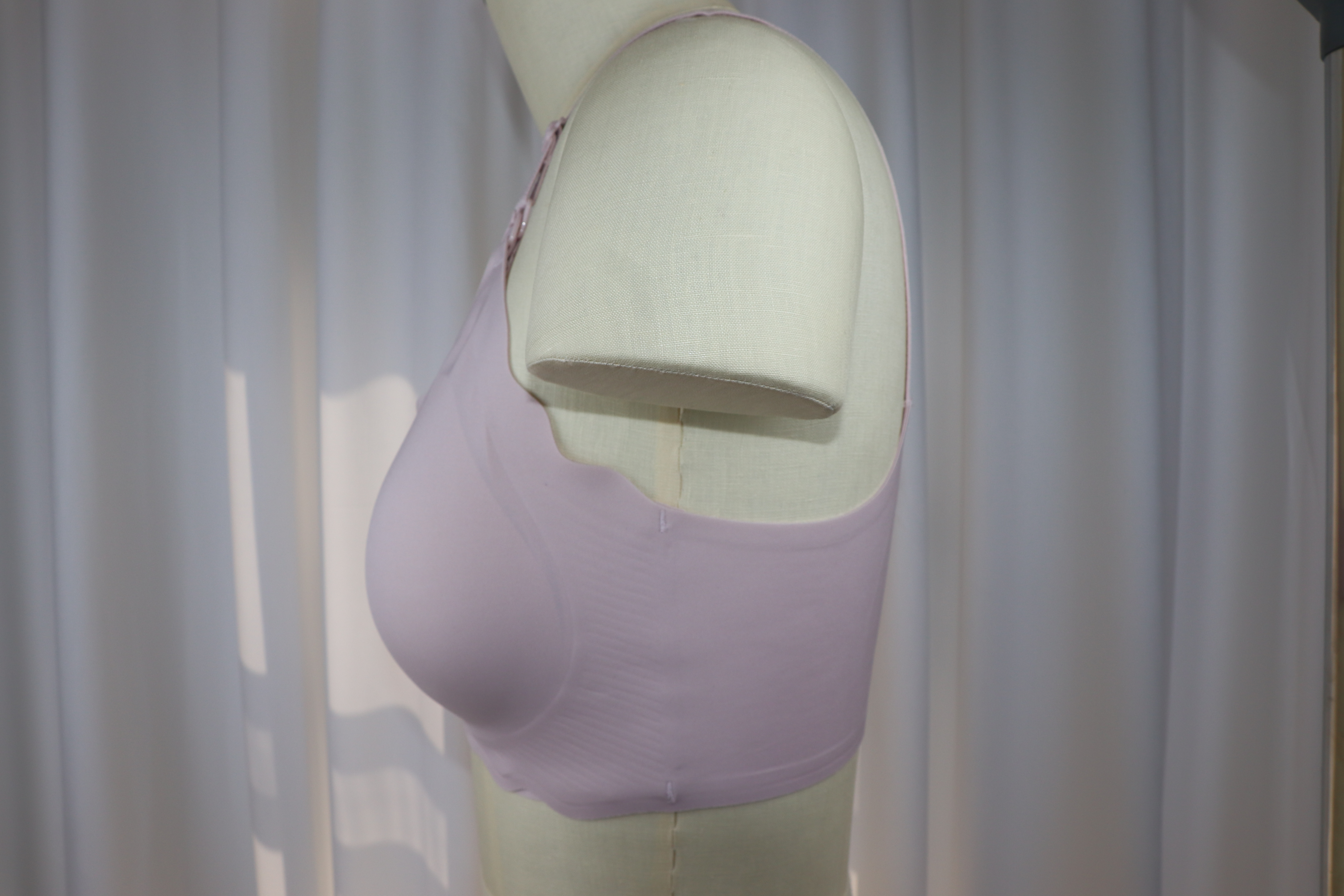 Seamless Soft Bonding Bra Designed for Everyday Comfort And Style