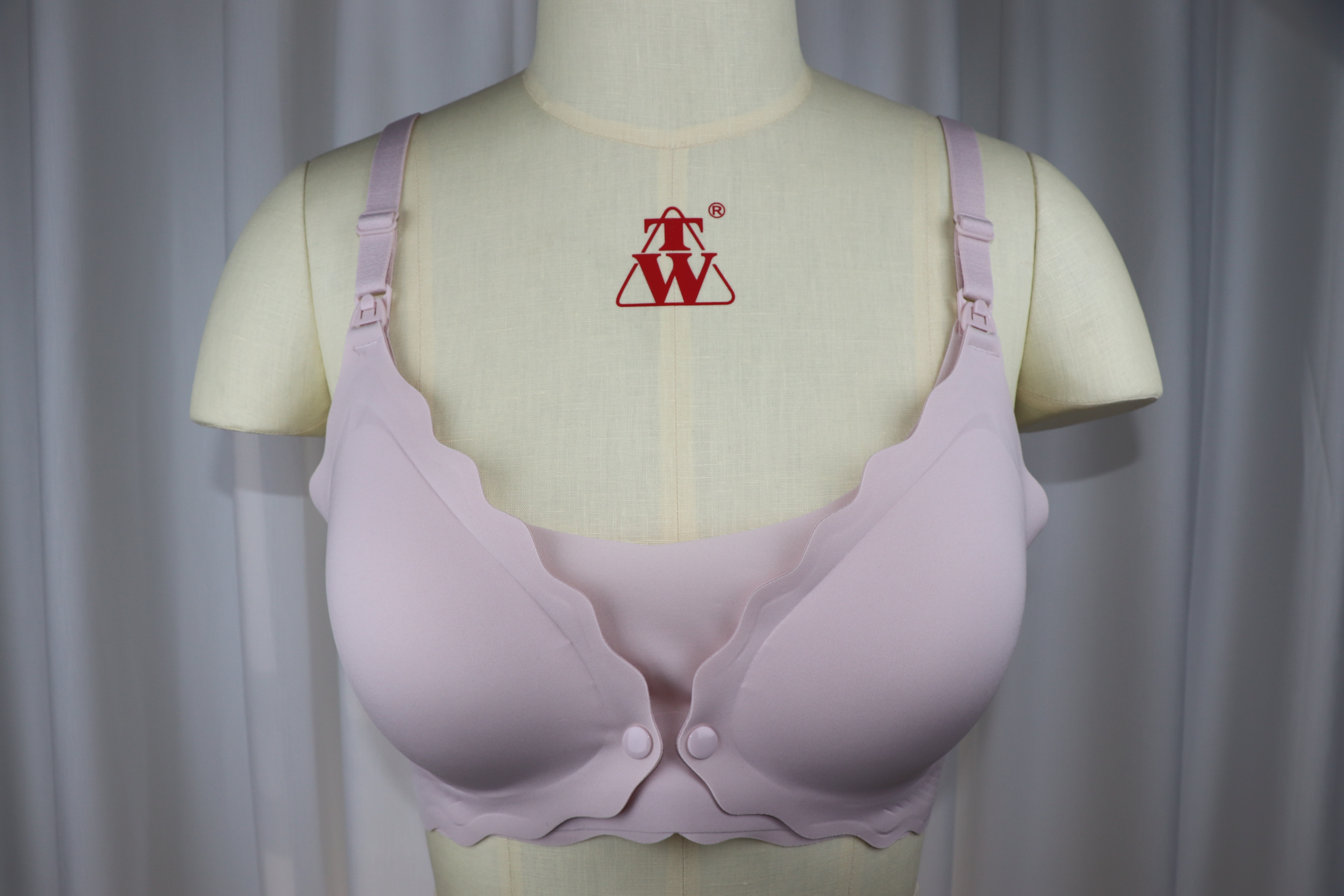 Seamless Soft Bonding Bra Designed for Everyday Comfort And Style