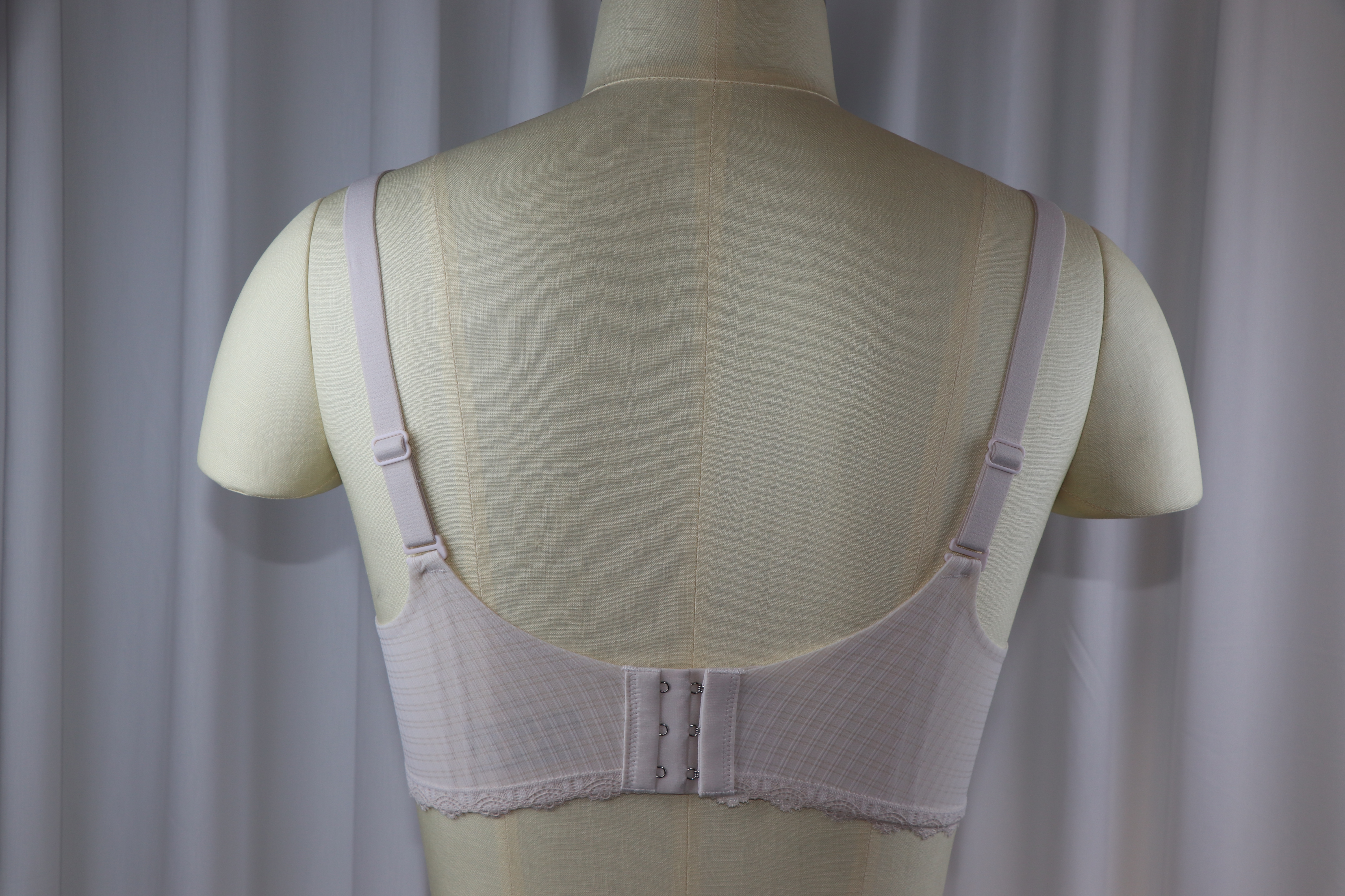 Adjustable Bonding Bra Light Support Everyday Lingerie