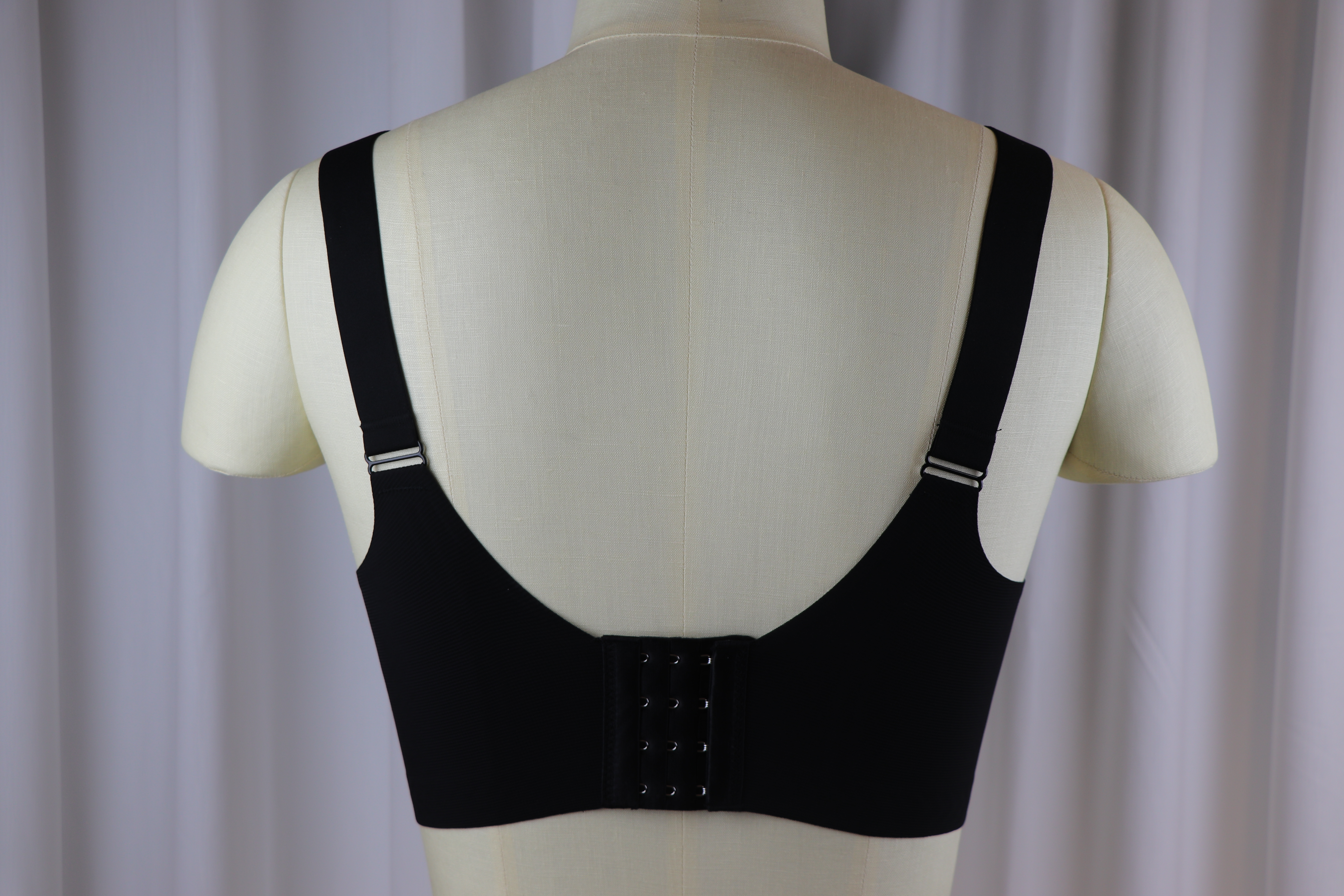 All-Day Comfort Lace Bonding Bra with Customizable Straps