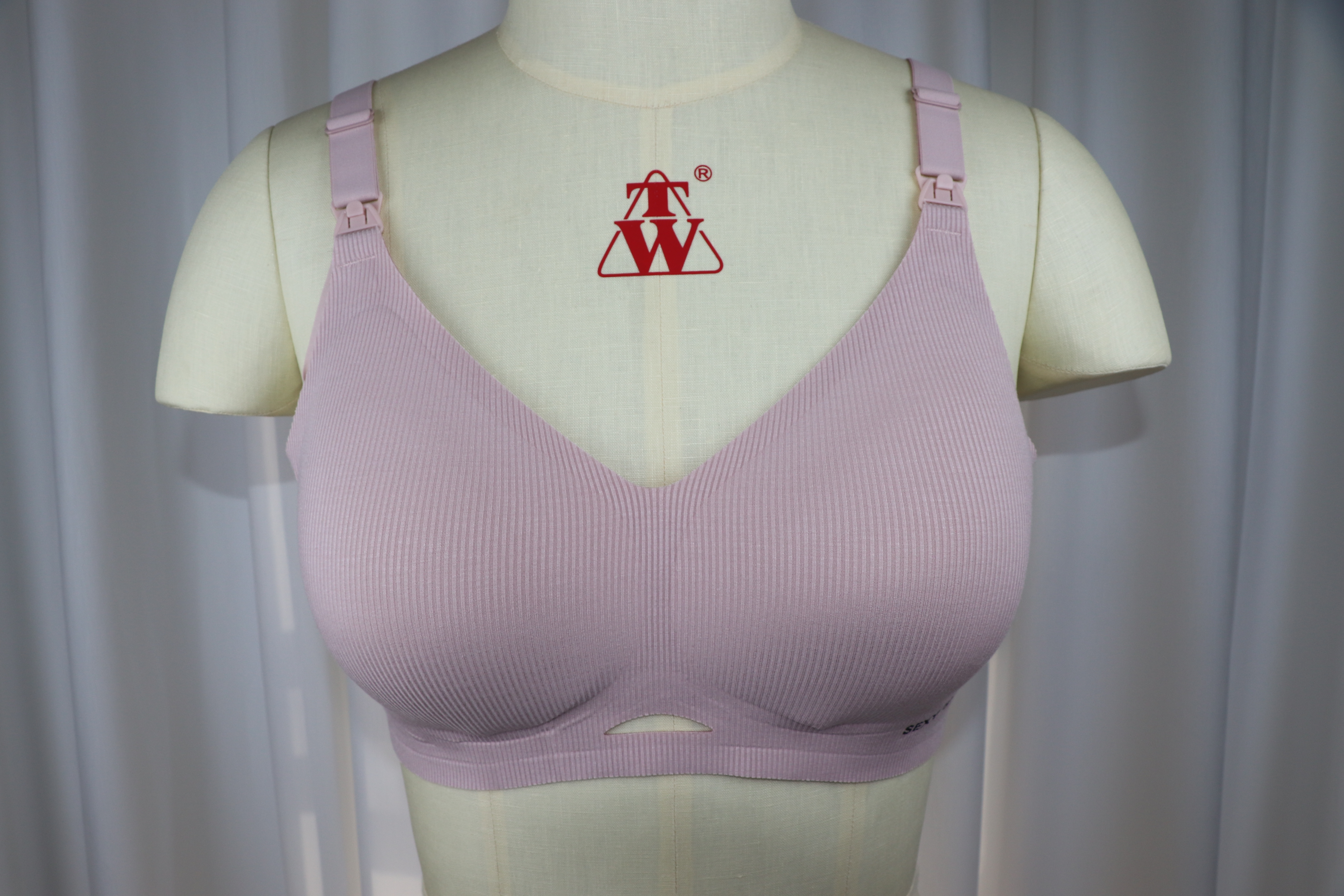 Seamless Boding Bra with Adjustable Straps for Perfect Fit
