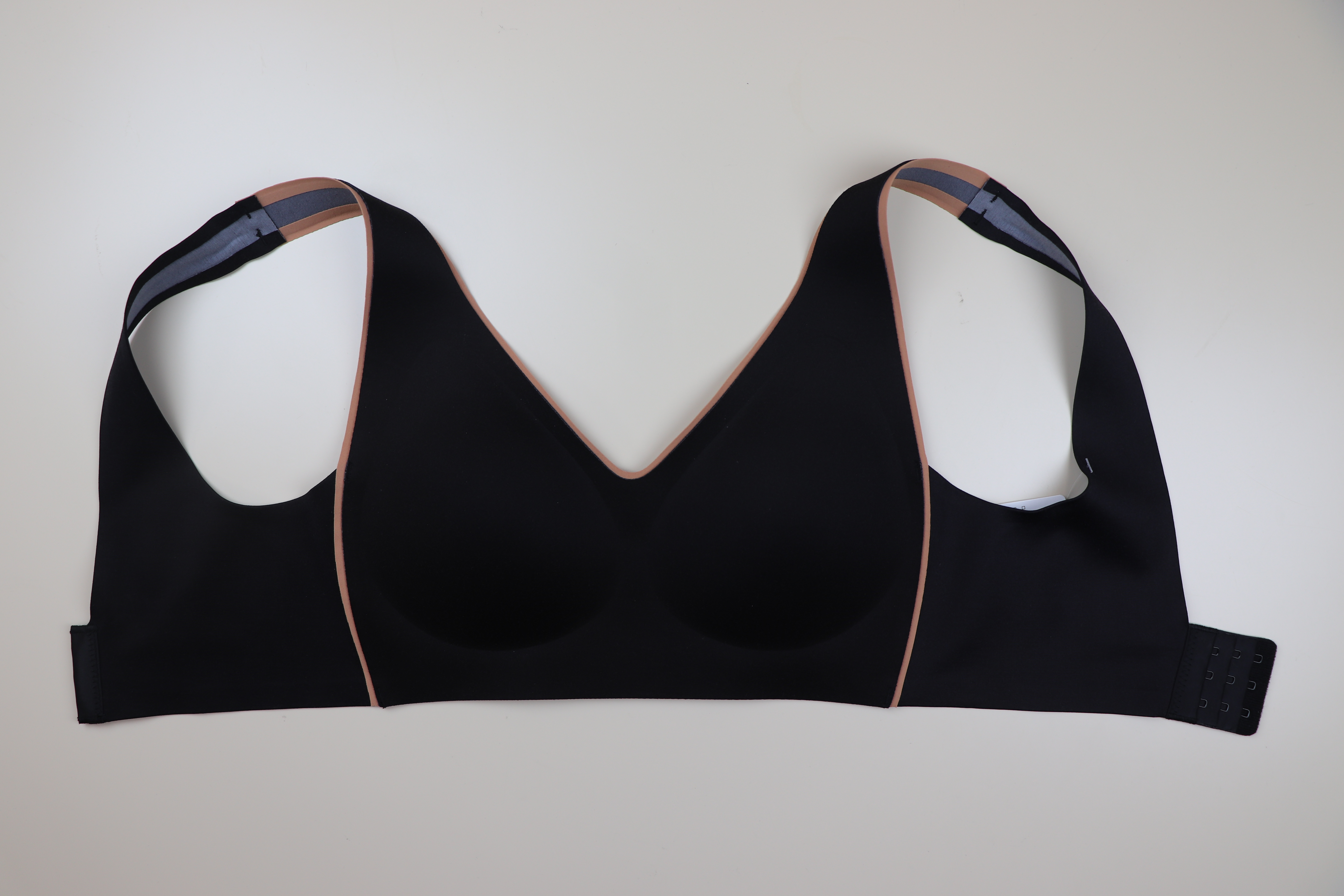 Soft Touch Lace Bonding Bra with Adjustable Straps for All-Day Wear