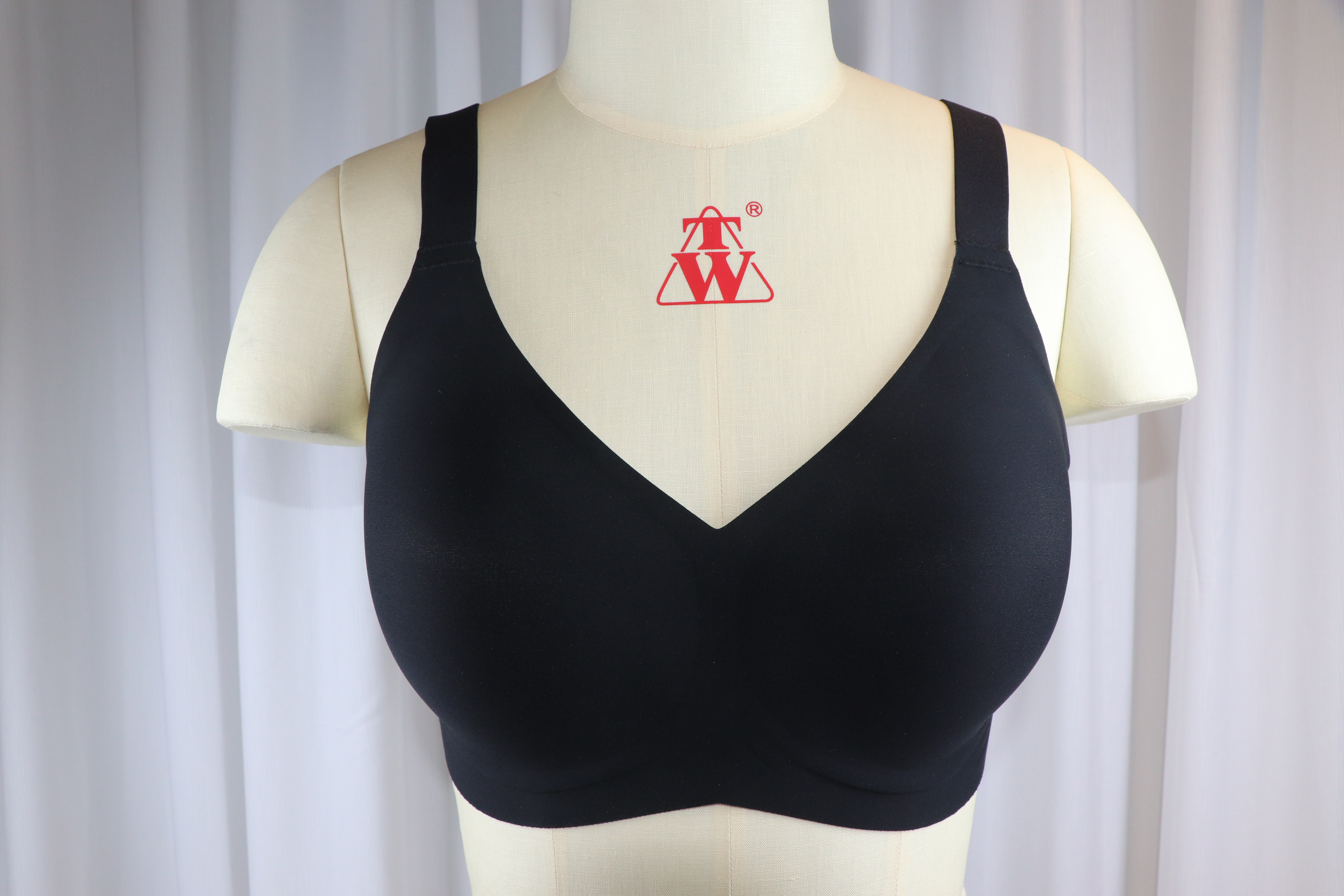 Softtouch Lace Bra for Everyday Comfort and Style